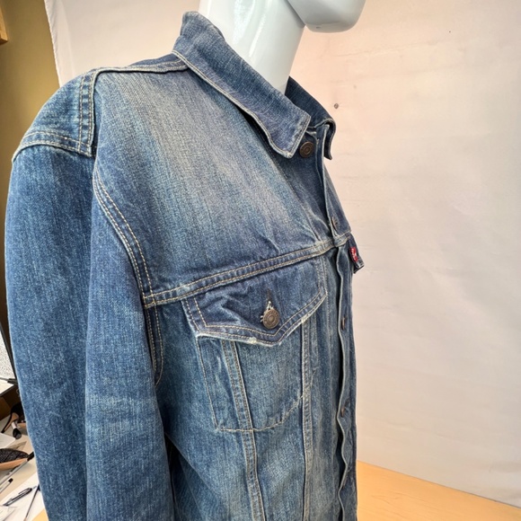 Excellent Condition LEVI'S Button Up denim Trucker Jacket Size: XL - Picture 5 of 16